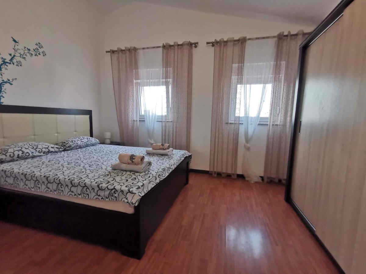 Apartmani Viktorija Fažana Εξωτερικό φωτογραφία