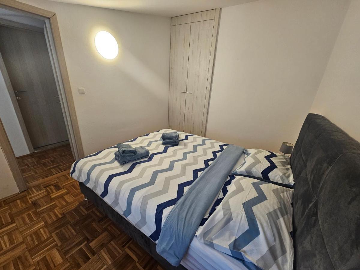 Apartmani Viktorija Fažana Εξωτερικό φωτογραφία