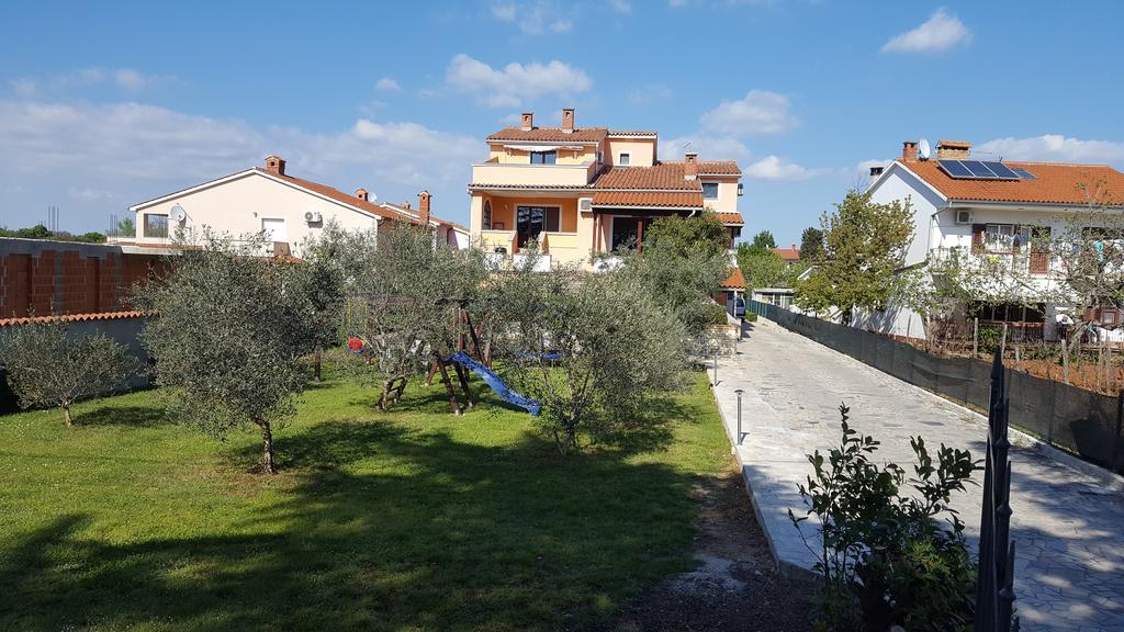 Apartmani Viktorija Fažana Εξωτερικό φωτογραφία