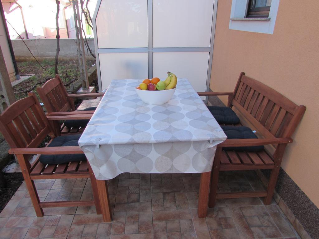 Apartmani Viktorija Fažana Εξωτερικό φωτογραφία