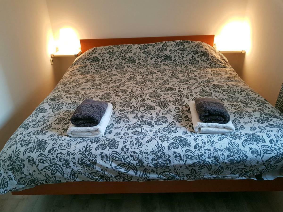 Apartmani Viktorija Fažana Εξωτερικό φωτογραφία
