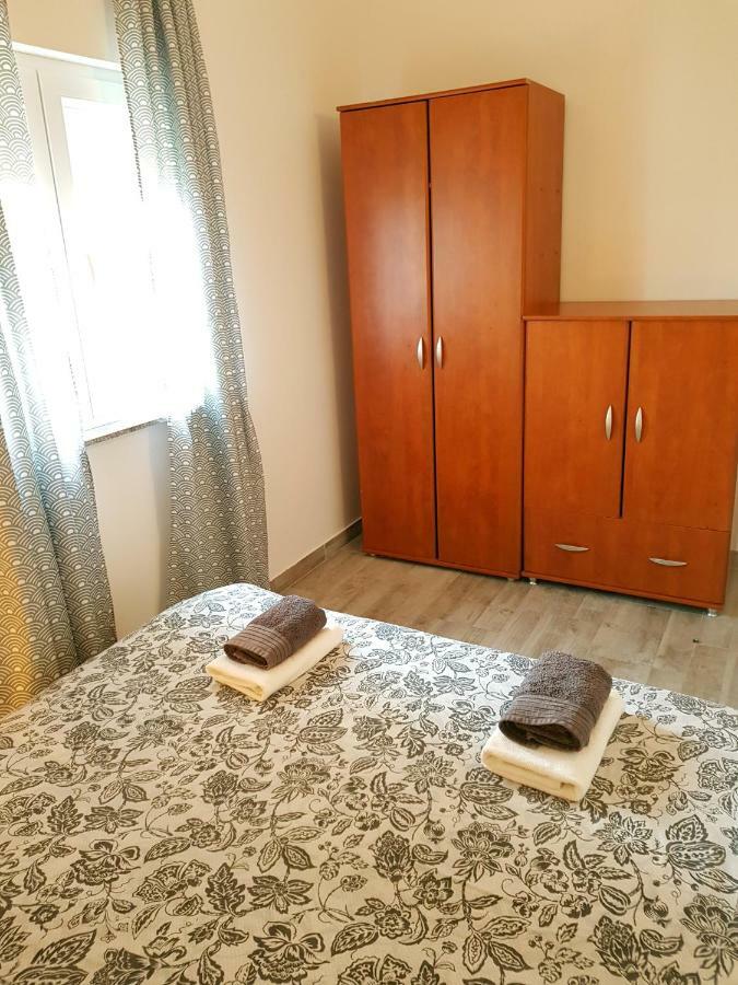 Apartmani Viktorija Fažana Εξωτερικό φωτογραφία